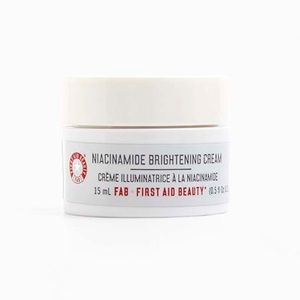 First Aid Beauty Niacinamide Brightning Eye Cream